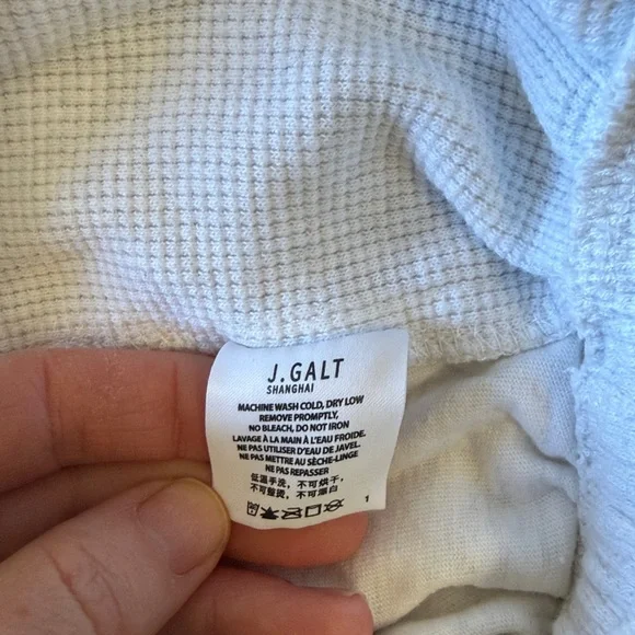 Brandy Melville Summer Thermal Shorts in Heather Gray Size (XS/S) - Picture 6 of 8